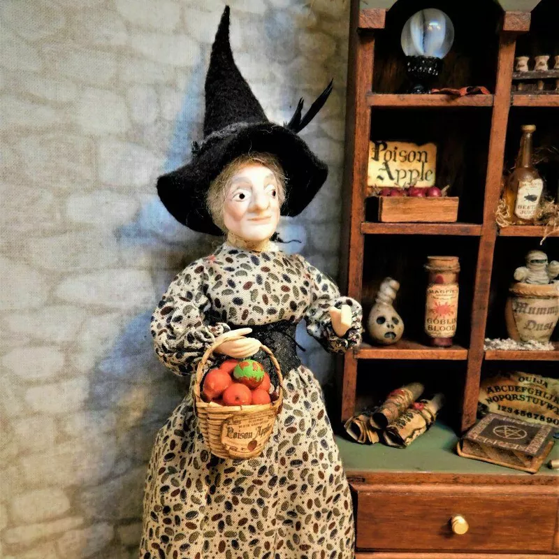 Dollhouse Miniature Vintage Old Witch Doll