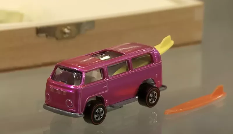 1969 Pink, Rear-Loading VW Beach Bomb