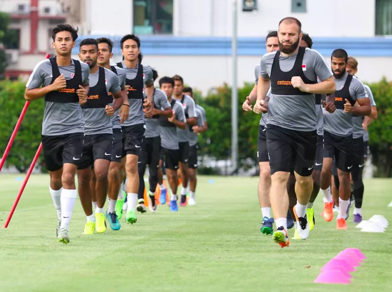 Singapore National Football Team getting ready