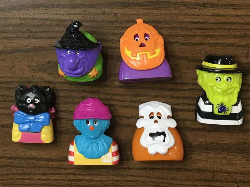 1998 Ronald and Pals Happy Meal Set toys