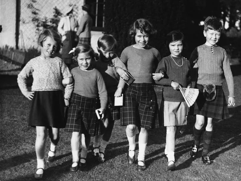 Princess Elizabeth with her sister and friends