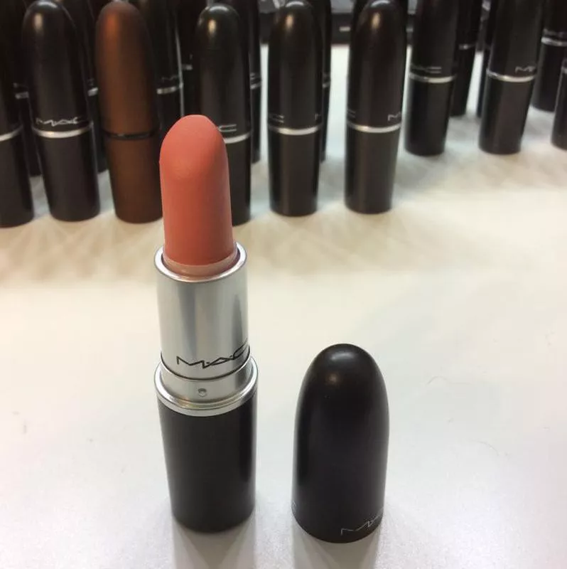 MAC Cosmetics Dressmaker, Dressmaker Lipstick