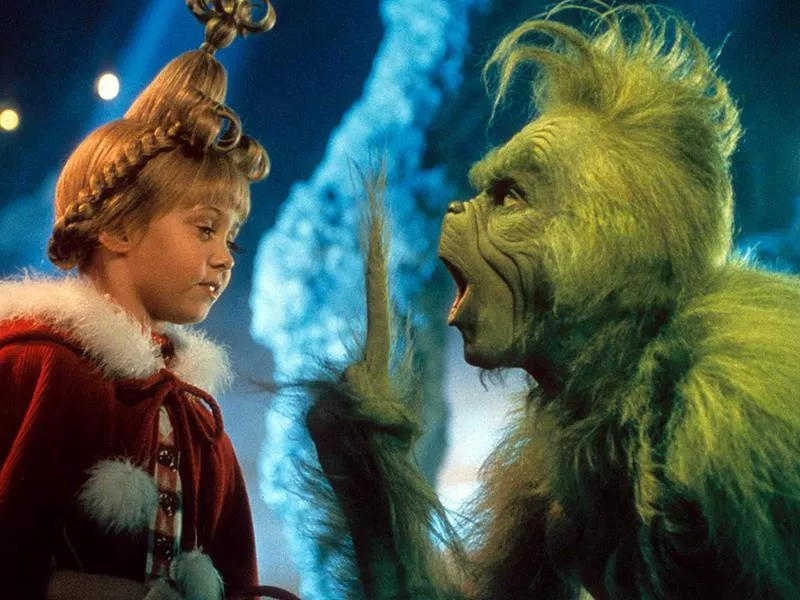 Jim Carrey and Taylor Momsen in How the Grinch Stole Christmas (2000)