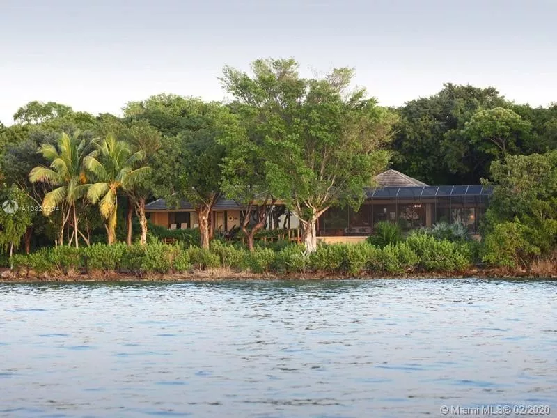 Pumpkin Key island