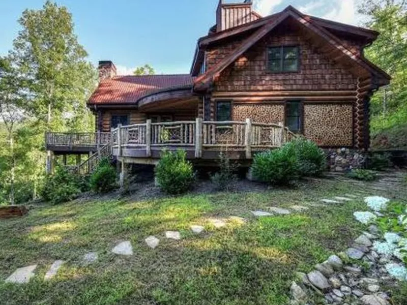 Prepper property log cabin