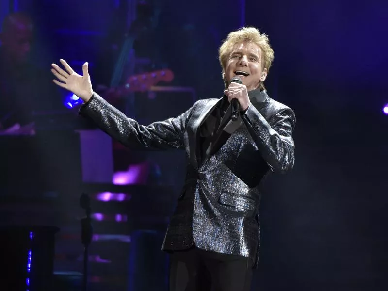 Barry Manilow