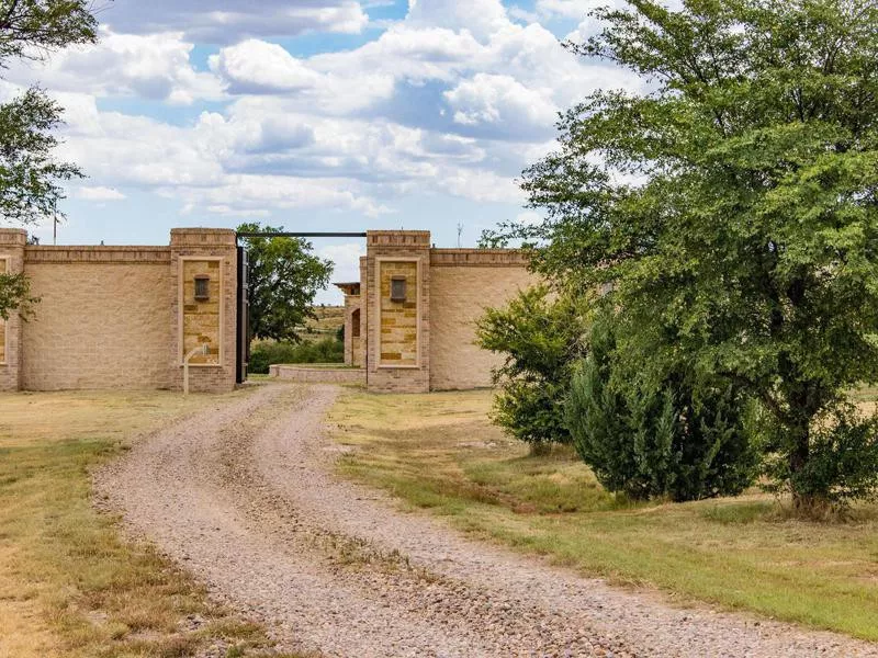 Texas prepper property