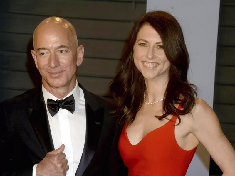 Jeff Bezos and MacKenzie Scott