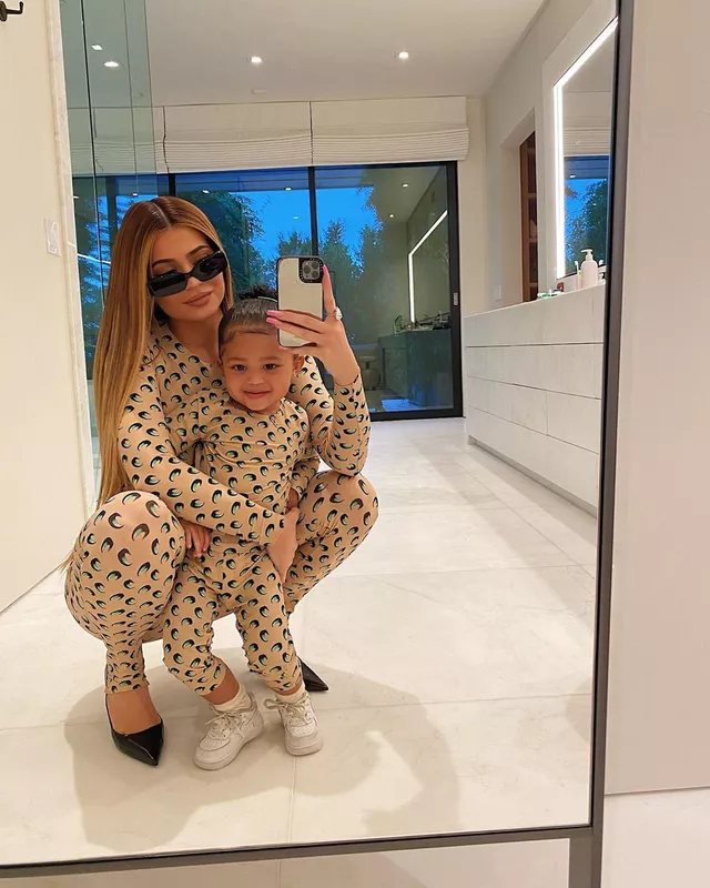 Kylie Jenner with kid