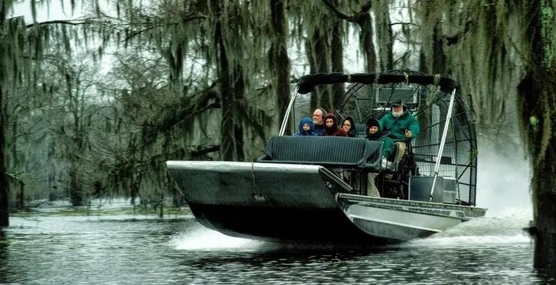 Airboat tour in Atchafalaya Basin