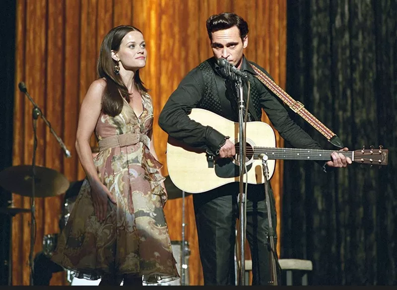 Reese Witherspoon and Joaquin Phoenix in Walk the Line