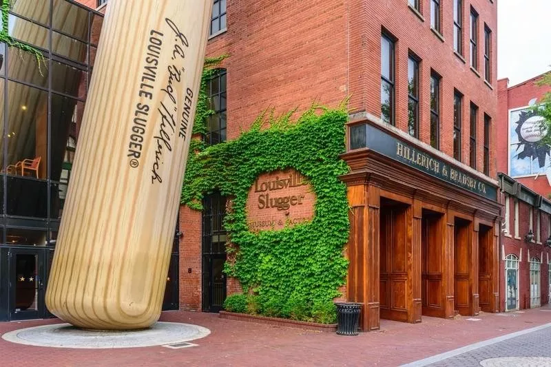 Louisville Slugger Museum